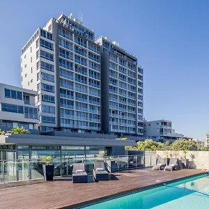 infinity-self-catering-apartments.hotels-capetown.com/